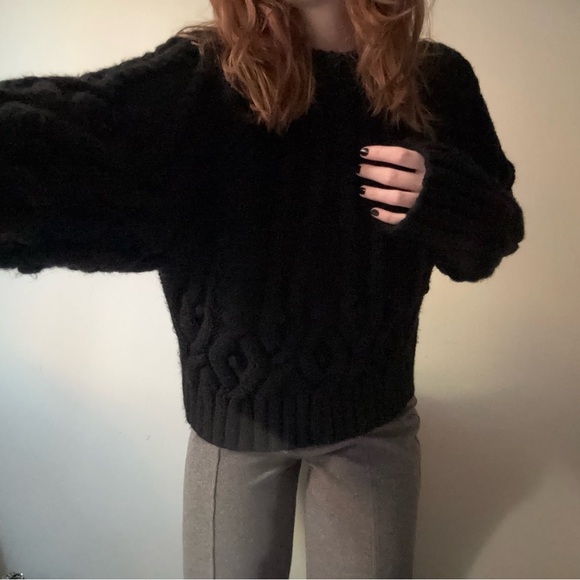 FINAL PRICE • ZARA black heavy chunky knit sweater with pom details - Picture 2 of 7